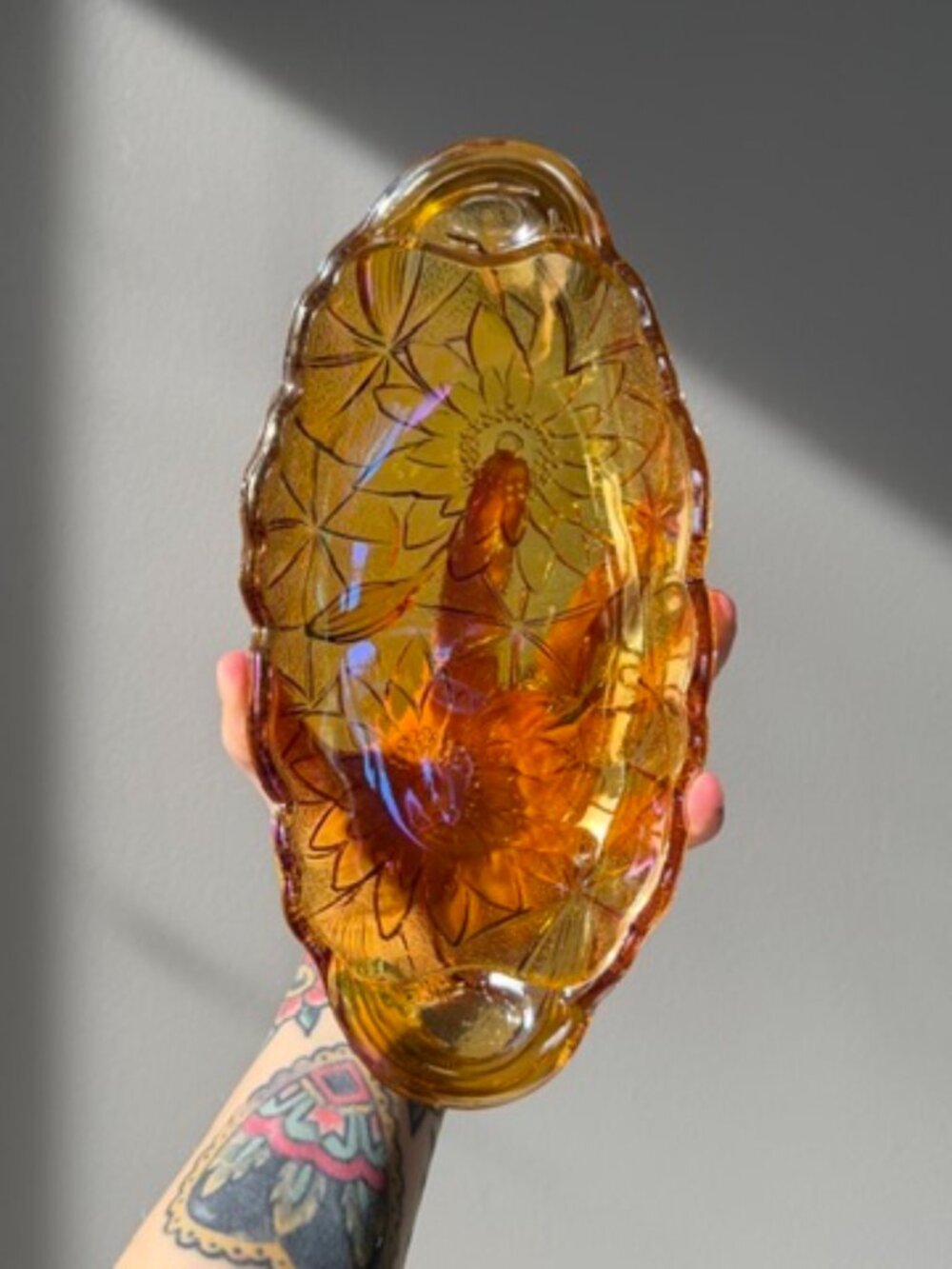 2/$40 🌸 Vintage Indiana Marigold Amber Carnival Glass Lily Pons Oval Dish